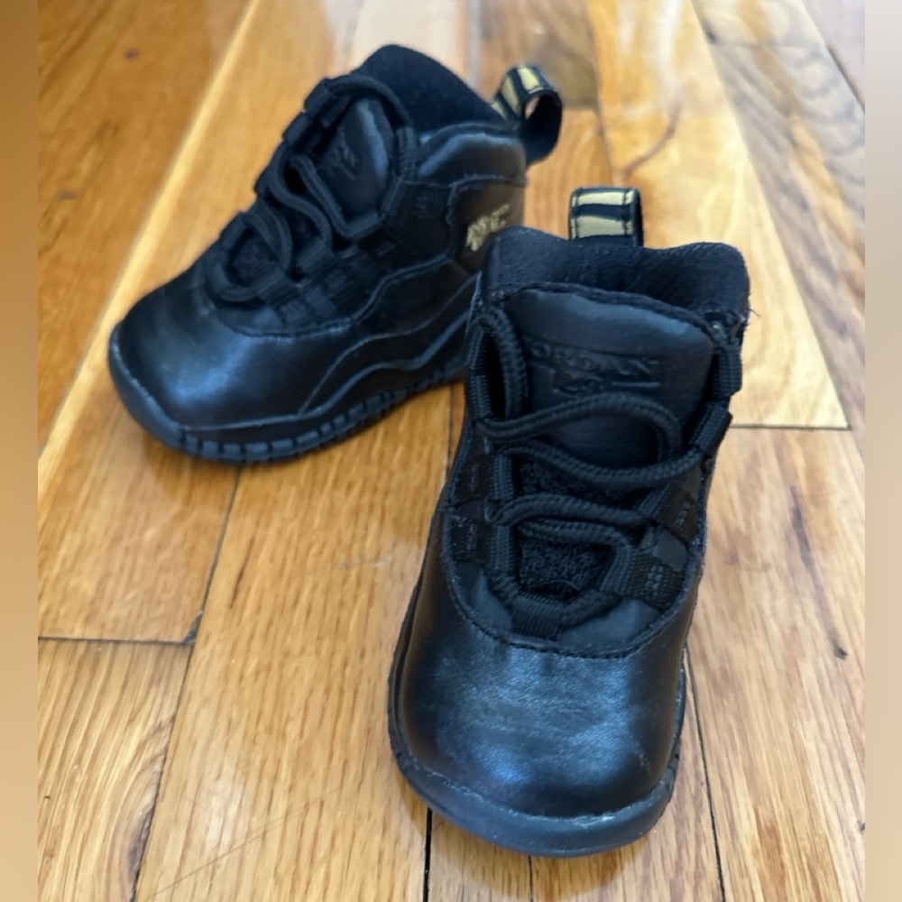 Jordan 10’s
